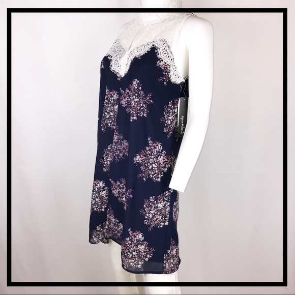 SEQUIN HEARTS Navy Blue Floral Tunic Size Med - Picture 2 of 8